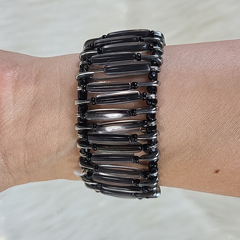 Safety Pin Bracelet - Picture 2 of 4